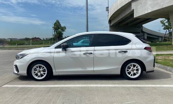 Buy Used Honda City White Car in Bangkok in Bangkok Buy Used Honda City White Car in Bangkok in Bangkok