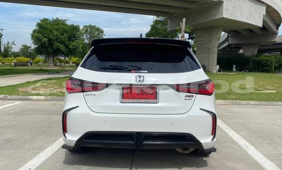 Buy Used Honda City White Car in Bangkok in Bangkok Buy Used Honda City White Car in Bangkok in Bangkok