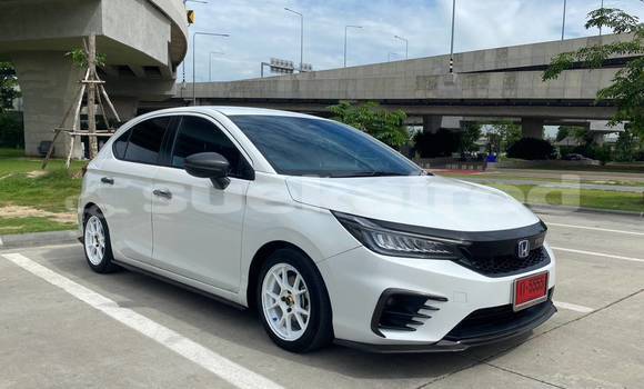 Buy Used Honda City White Car in Bangkok in Bangkok Buy Used Honda City White Car in Bangkok in Bangkok