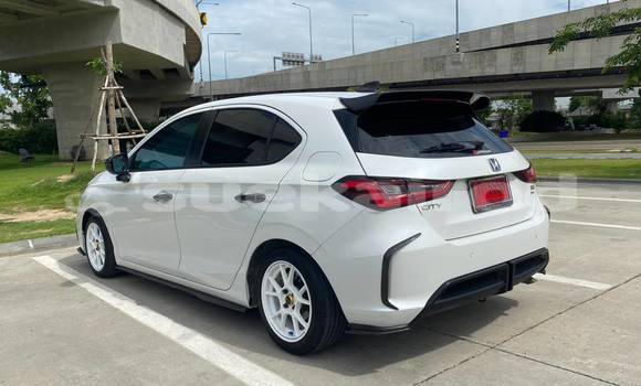 Buy Used Honda City White Car in Bangkok in Bangkok Buy Used Honda City White Car in Bangkok in Bangkok