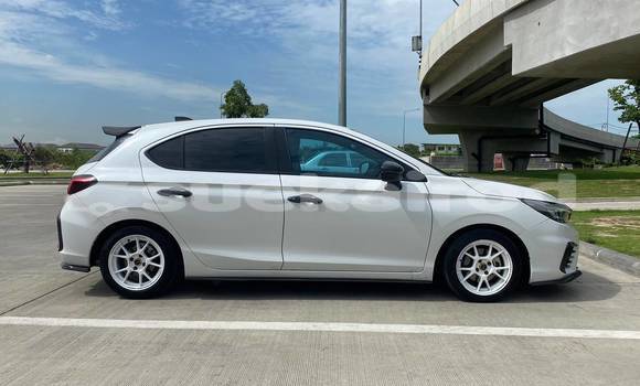 Buy Used Honda City White Car in Bangkok in Bangkok Buy Used Honda City White Car in Bangkok in Bangkok