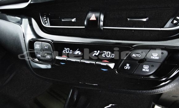 ซื้อ รถมือสอง Toyota C-HR สีแดง รถยนต์ ใน %{เมือง} ใน กรุงเทพมหานคร ซื้อ รถมือสอง Toyota C-HR สีแดง รถยนต์ ใน %{เมือง} ใน กรุงเทพมหานคร