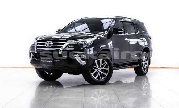 ซื้อ รถมือสอง Toyota Fortuner สีดำ รถยนต์ ใน %{เมือง} ใน กรุงเทพมหานคร