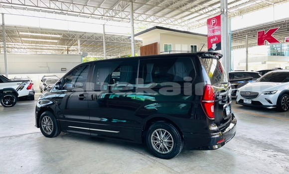 Buy Used Hyundai H1 Black Car in Bangkok in Bangkok Buy Used Hyundai H1 Black Car in Bangkok in Bangkok