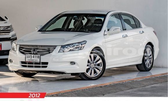 Buy Used Honda Accord White Car in Bangkok in Bangkok