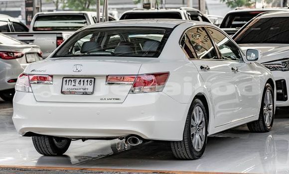 Buy Used Honda Accord White Car in Bangkok in Bangkok Buy Used Honda Accord White Car in Bangkok in Bangkok