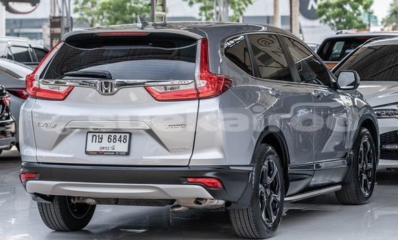 ซื้อ รถมือสอง Honda CR-V เงิน รถยนต์ ใน %{เมือง} ใน กรุงเทพมหานคร ซื้อ รถมือสอง Honda CR-V เงิน รถยนต์ ใน %{เมือง} ใน กรุงเทพมหานคร