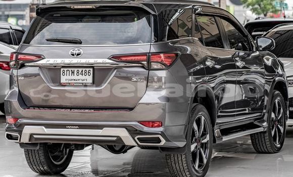 Buy Used Toyota Fortuner Brown Car in Bangkok in Bangkok Buy Used Toyota Fortuner Brown Car in Bangkok in Bangkok