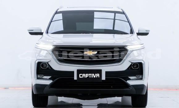 Buy Used Chevrolet Captiva White Car in Bangkok in Bangkok Buy Used Chevrolet Captiva White Car in Bangkok in Bangkok