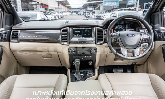 ซื้อ รถมือสอง Ford Everest สีดำ รถยนต์ ใน %{เมือง} ใน กรุงเทพมหานคร ซื้อ รถมือสอง Ford Everest สีดำ รถยนต์ ใน %{เมือง} ใน กรุงเทพมหานคร