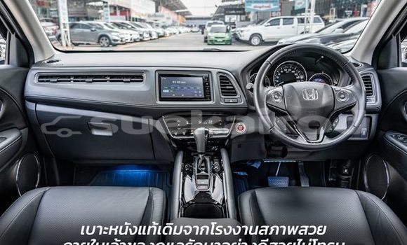 ซื้อ รถมือสอง Honda HR-V สีดำ รถยนต์ ใน %{เมือง} ใน กรุงเทพมหานคร ซื้อ รถมือสอง Honda HR-V สีดำ รถยนต์ ใน %{เมือง} ใน กรุงเทพมหานคร