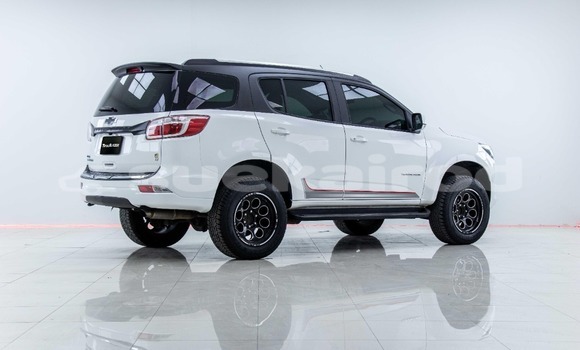 ซื้อ รถมือสอง Chevrolet TrailBlazer ขาว รถยนต์ ใน %{เมือง} ใน กรุงเทพมหานคร ซื้อ รถมือสอง Chevrolet TrailBlazer ขาว รถยนต์ ใน %{เมือง} ใน กรุงเทพมหานคร