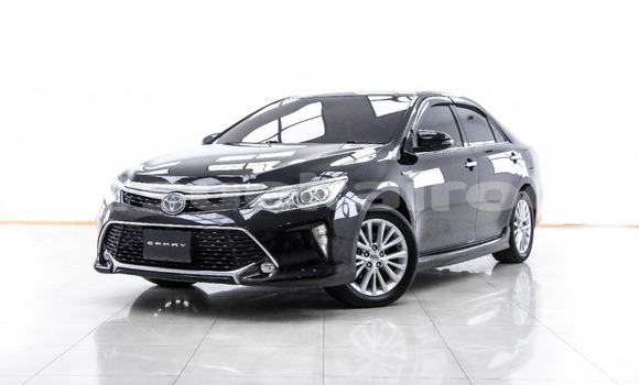 ซื้อ รถมือสอง Toyota Camry สีดำ รถยนต์ ใน %{เมือง} ใน กรุงเทพมหานคร