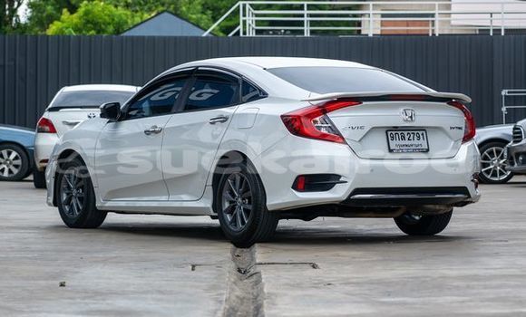 Buy Used Honda Civic White Car in Bangkok in Bangkok Buy Used Honda Civic White Car in Bangkok in Bangkok