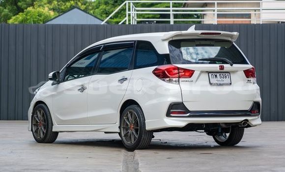 ซื้อ รถมือสอง Honda Mobilio ขาว รถยนต์ ใน %{เมือง} ใน กรุงเทพมหานคร ซื้อ รถมือสอง Honda Mobilio ขาว รถยนต์ ใน %{เมือง} ใน กรุงเทพมหานคร