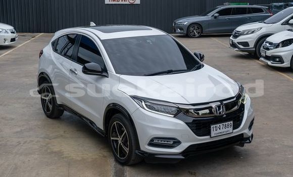 ซื้อ รถมือสอง Honda HR-V ขาว รถยนต์ ใน %{เมือง} ใน กรุงเทพมหานคร ซื้อ รถมือสอง Honda HR-V ขาว รถยนต์ ใน %{เมือง} ใน กรุงเทพมหานคร