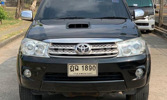 Buy Used Toyota Fortuner Black Car in Bangkok in Bangkok