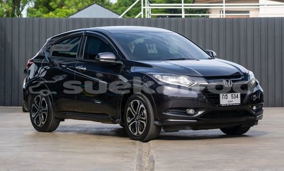ซื้อ รถมือสอง Honda HR-V สีดำ รถยนต์ ใน %{เมือง} ใน กรุงเทพมหานคร ซื้อ รถมือสอง Honda HR-V สีดำ รถยนต์ ใน %{เมือง} ใน กรุงเทพมหานคร