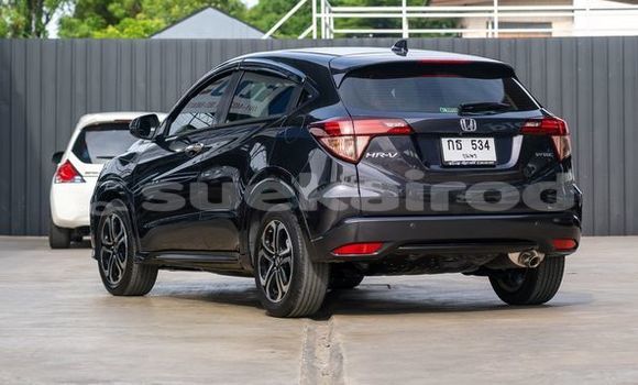 ซื้อ รถมือสอง Honda HR-V สีดำ รถยนต์ ใน %{เมือง} ใน กรุงเทพมหานคร ซื้อ รถมือสอง Honda HR-V สีดำ รถยนต์ ใน %{เมือง} ใน กรุงเทพมหานคร