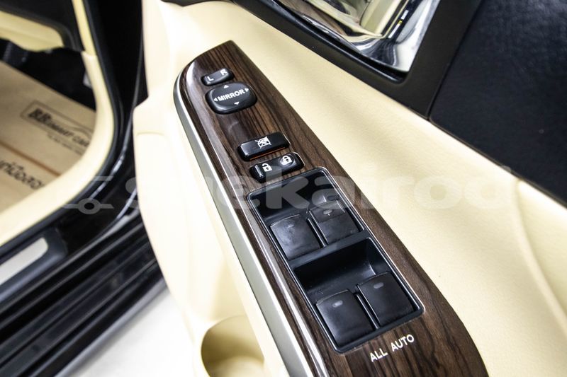 Big with watermark toyota camry bangkok bangkok 62970