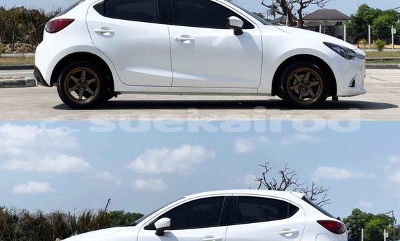 ซื้อ รถมือสอง Mazda 2 ขาว รถยนต์ ใน %{เมือง} ใน กรุงเทพมหานคร ซื้อ รถมือสอง Mazda 2 ขาว รถยนต์ ใน %{เมือง} ใน กรุงเทพมหานคร