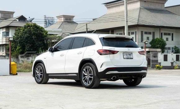 ซื้อ รถมือสอง Mercedes-Benz GLA-klasse ขาว รถยนต์ ใน %{เมือง} ใน กรุงเทพมหานคร ซื้อ รถมือสอง Mercedes-Benz GLA-klasse ขาว รถยนต์ ใน %{เมือง} ใน กรุงเทพมหานคร