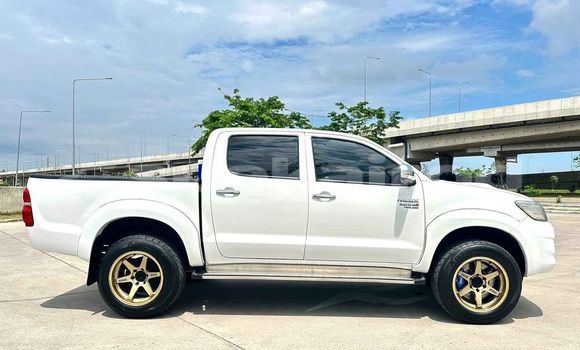 ซื้อ รถมือสอง Toyota Hilux ขาว รถยนต์ ใน %{เมือง} ใน บึงกาฬ ซื้อ รถมือสอง Toyota Hilux ขาว รถยนต์ ใน %{เมือง} ใน บึงกาฬ