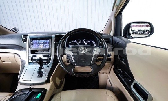 Buy Used Toyota Alphard White Car in Bangkok in Bangkok Buy Used Toyota Alphard White Car in Bangkok in Bangkok