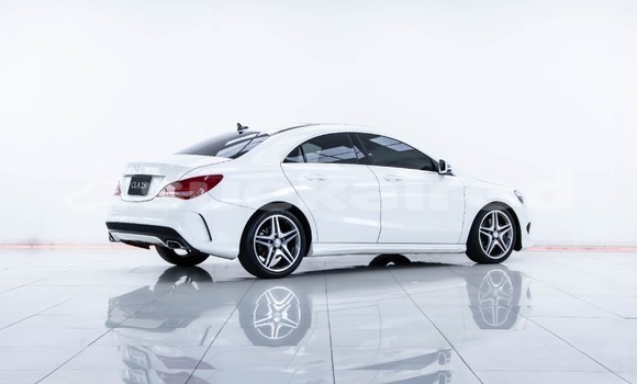 ซื้อ รถมือสอง Mercedes‒Benz C–Class ขาว รถยนต์ ใน %{เมือง} ใน กรุงเทพมหานคร ซื้อ รถมือสอง Mercedes‒Benz C–Class ขาว รถยนต์ ใน %{เมือง} ใน กรุงเทพมหานคร