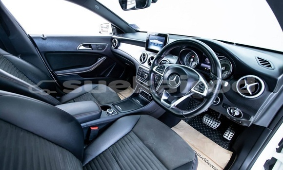 ซื้อ รถมือสอง Mercedes‒Benz C–Class ขาว รถยนต์ ใน %{เมือง} ใน กรุงเทพมหานคร ซื้อ รถมือสอง Mercedes‒Benz C–Class ขาว รถยนต์ ใน %{เมือง} ใน กรุงเทพมหานคร