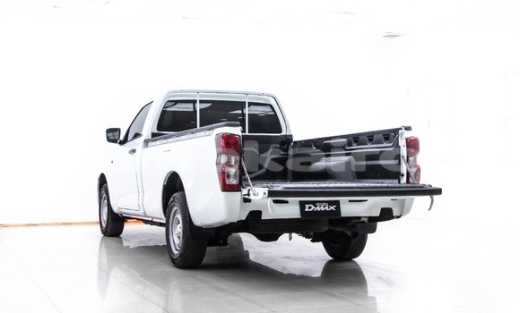 Buy Used Isuzu D-Max White Car in Bangkok in Bangkok Buy Used Isuzu D-Max White Car in Bangkok in Bangkok