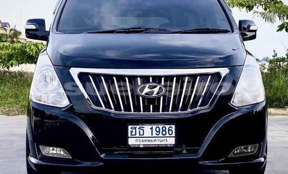 Buy Used Hyundai H1 Black Car in Bangkok in Bangkok Buy Used Hyundai H1 Black Car in Bangkok in Bangkok