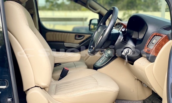 Buy Used Hyundai H1 Black Car in Bangkok in Bangkok Buy Used Hyundai H1 Black Car in Bangkok in Bangkok