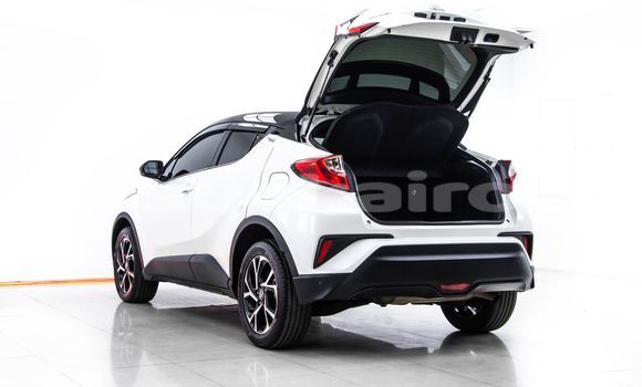 Buy Used Toyota C-HR White Car in Bangkok in Bangkok Buy Used Toyota C-HR White Car in Bangkok in Bangkok