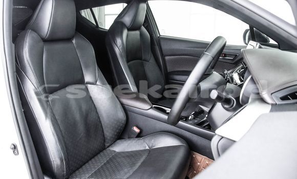 Buy Used Toyota C-HR White Car in Bangkok in Bangkok Buy Used Toyota C-HR White Car in Bangkok in Bangkok