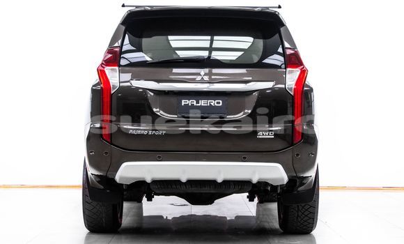 Buy Used Mitsubishi Pajero Brown Car in Bangkok in Bangkok Buy Used Mitsubishi Pajero Brown Car in Bangkok in Bangkok