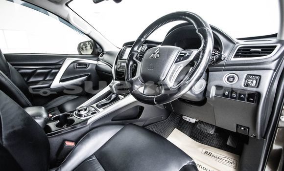 Buy Used Mitsubishi Pajero Brown Car in Bangkok in Bangkok Buy Used Mitsubishi Pajero Brown Car in Bangkok in Bangkok