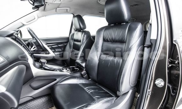 Buy Used Mitsubishi Pajero Brown Car in Bangkok in Bangkok Buy Used Mitsubishi Pajero Brown Car in Bangkok in Bangkok