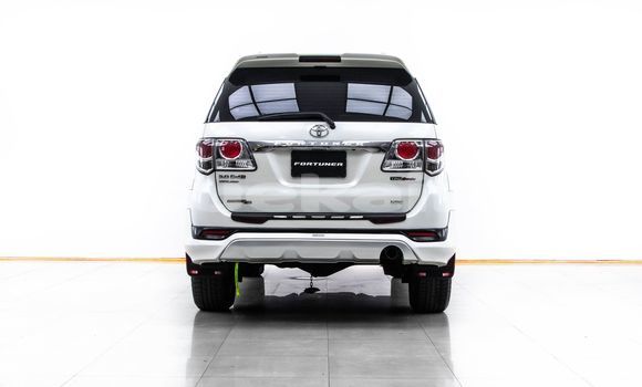 ซื้อ รถมือสอง Toyota Fortuner ขาว รถยนต์ ใน %{เมือง} ใน กรุงเทพมหานคร ซื้อ รถมือสอง Toyota Fortuner ขาว รถยนต์ ใน %{เมือง} ใน กรุงเทพมหานคร