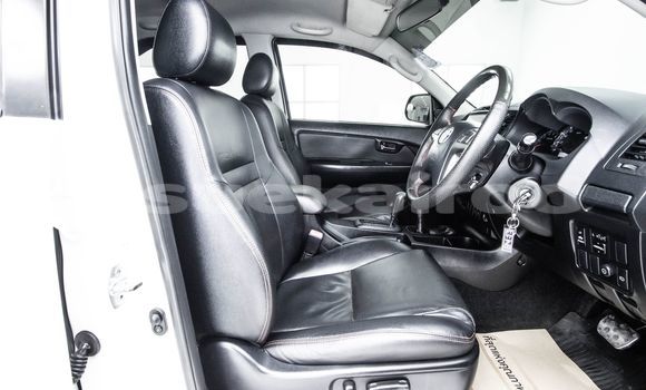 ซื้อ รถมือสอง Toyota Fortuner ขาว รถยนต์ ใน %{เมือง} ใน กรุงเทพมหานคร ซื้อ รถมือสอง Toyota Fortuner ขาว รถยนต์ ใน %{เมือง} ใน กรุงเทพมหานคร