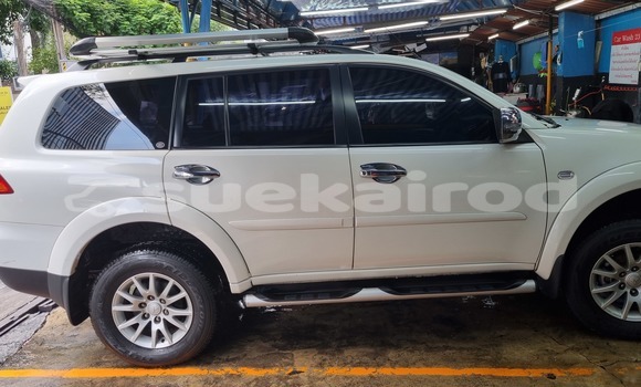 ซื้อ รถมือสอง Mitsubishi Pajero Sport ขาว รถยนต์ ใน %{เมือง} ใน กรุงเทพมหานคร ซื้อ รถมือสอง Mitsubishi Pajero Sport ขาว รถยนต์ ใน %{เมือง} ใน กรุงเทพมหานคร