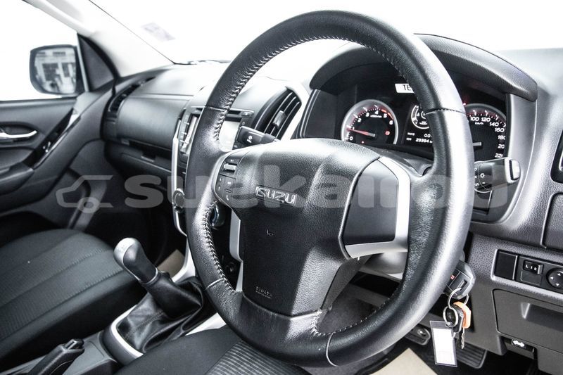 Big with watermark isuzu d max bangkok bangkok 63035