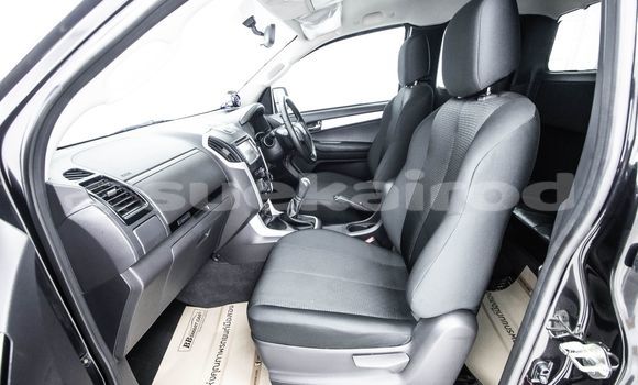 Buy Used Isuzu D-Max Black Car in Bangkok in Bangkok Buy Used Isuzu D-Max Black Car in Bangkok in Bangkok