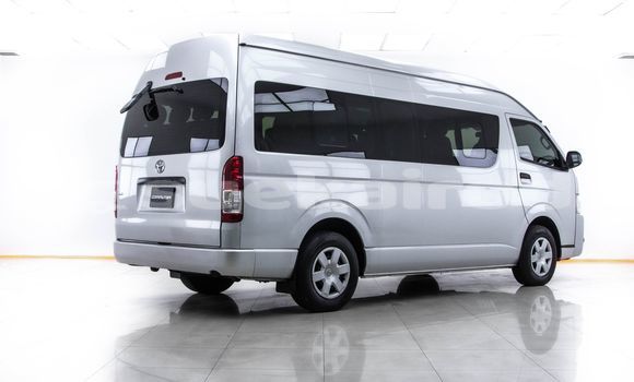 Buy Used Toyota Commuter Other Car in Bangkok in Bangkok Buy Used Toyota Commuter Other Car in Bangkok in Bangkok
