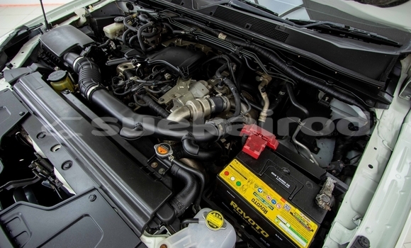 Buy Used Nissan NP 300 White Car in Bangkok in Bangkok Buy Used Nissan NP 300 White Car in Bangkok in Bangkok