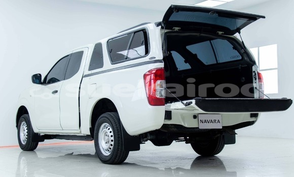 Buy Used Nissan NP 300 White Car in Bangkok in Bangkok Buy Used Nissan NP 300 White Car in Bangkok in Bangkok