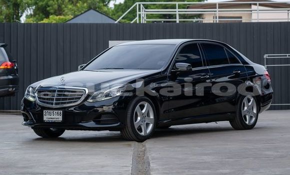 ซื้อ รถมือสอง Mercedes-Benz E200 สีดำ รถยนต์ ใน %{เมือง} ใน กรุงเทพมหานคร ซื้อ รถมือสอง Mercedes-Benz E200 สีดำ รถยนต์ ใน %{เมือง} ใน กรุงเทพมหานคร
