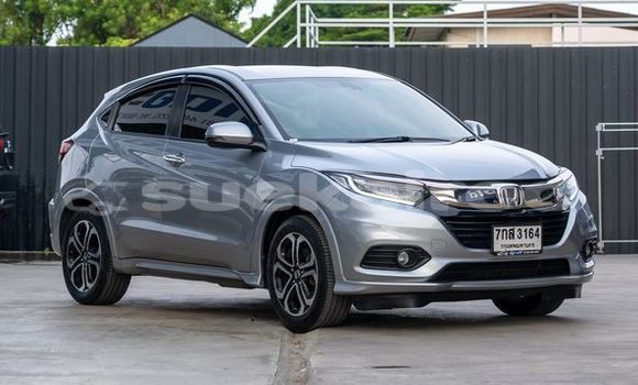 Buy Used Honda HR-V Silver Car in Bangkok in Bangkok Buy Used Honda HR-V Silver Car in Bangkok in Bangkok
