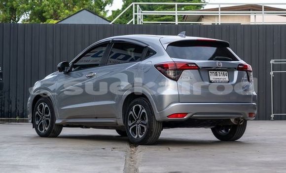Buy Used Honda HR-V Silver Car in Bangkok in Bangkok Buy Used Honda HR-V Silver Car in Bangkok in Bangkok