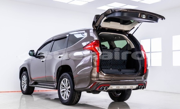 ซื้อ รถมือสอง Mitsubishi Pajero Sport สีน้ำตาล รถยนต์ ใน %{เมือง} ใน กรุงเทพมหานคร ซื้อ รถมือสอง Mitsubishi Pajero Sport สีน้ำตาล รถยนต์ ใน %{เมือง} ใน กรุงเทพมหานคร